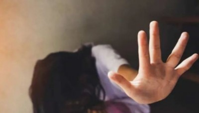 दृष्टिबाधित युवती ने सड़क पार कराने के लिए जिससे मांगी मदद, उसी दरिंदे ने कर डाला बलात्कार
