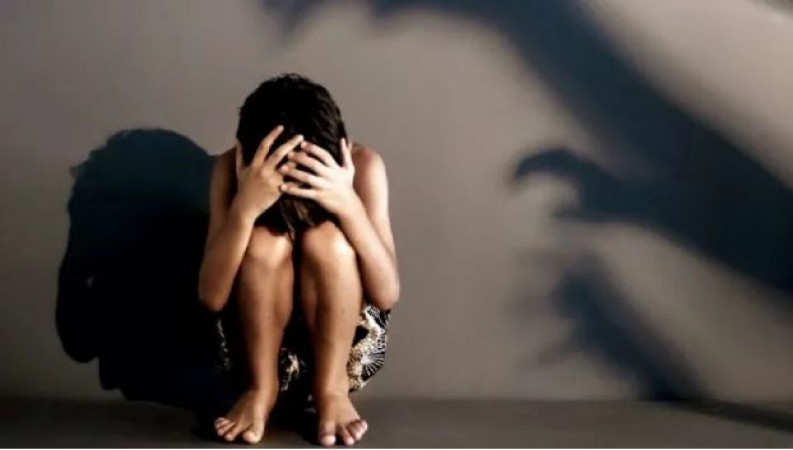 Father-in-law rapes daughter-in-law after son leaves home