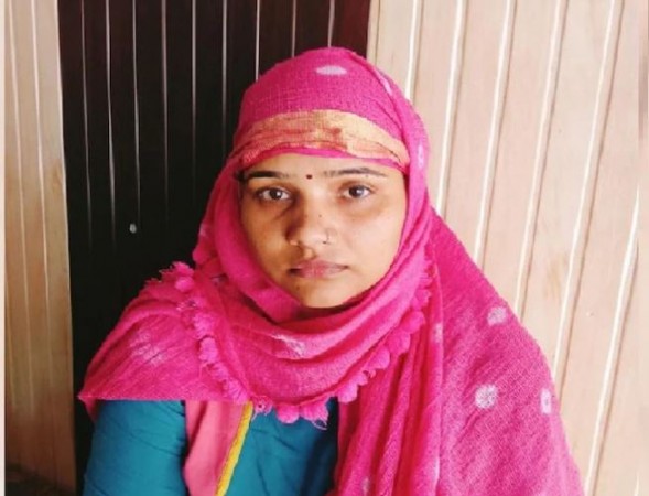 बेहद शातिर निकली पूजा, दीप्ति के नाम से करती रही सरकारी टीचर की नौकरी,  20 महीने बाद हुई गिरफ्तार