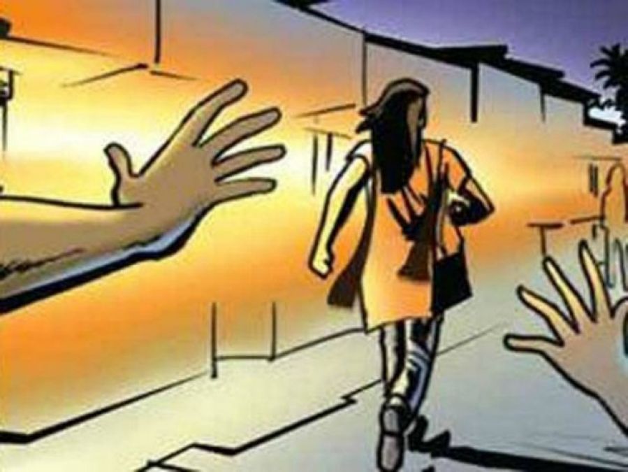 Uttar Pradesh: Teacher beaten by students for molesting schoolgirl
