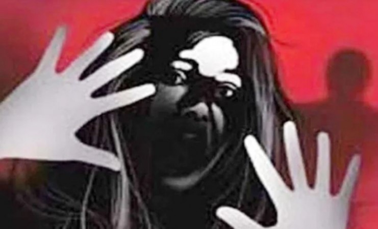 35-year-old woman raped by BF in hotel, blackmailed by making video