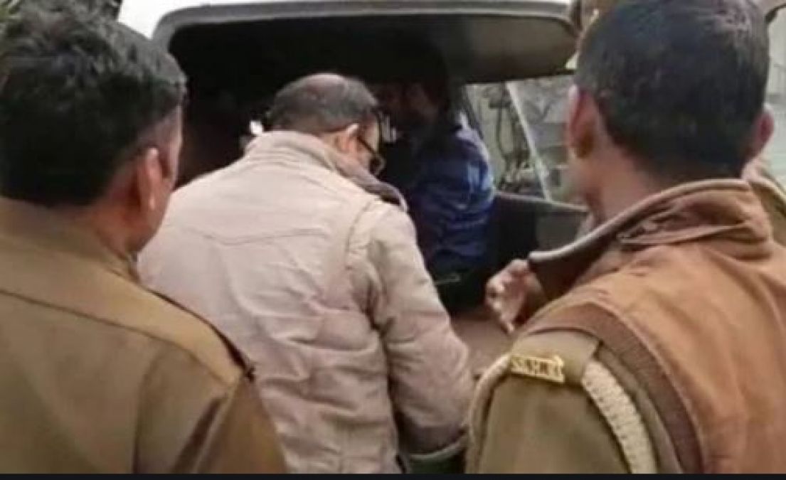 पुलिस के गिरफ्त में आये ई-रिक्शा लूटेरे