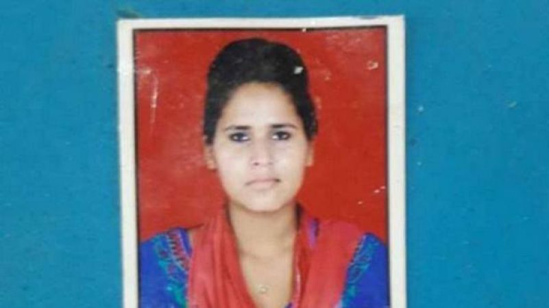 दिल्ली. युवती की गला रेतकर हत्या, आरोपी फरार