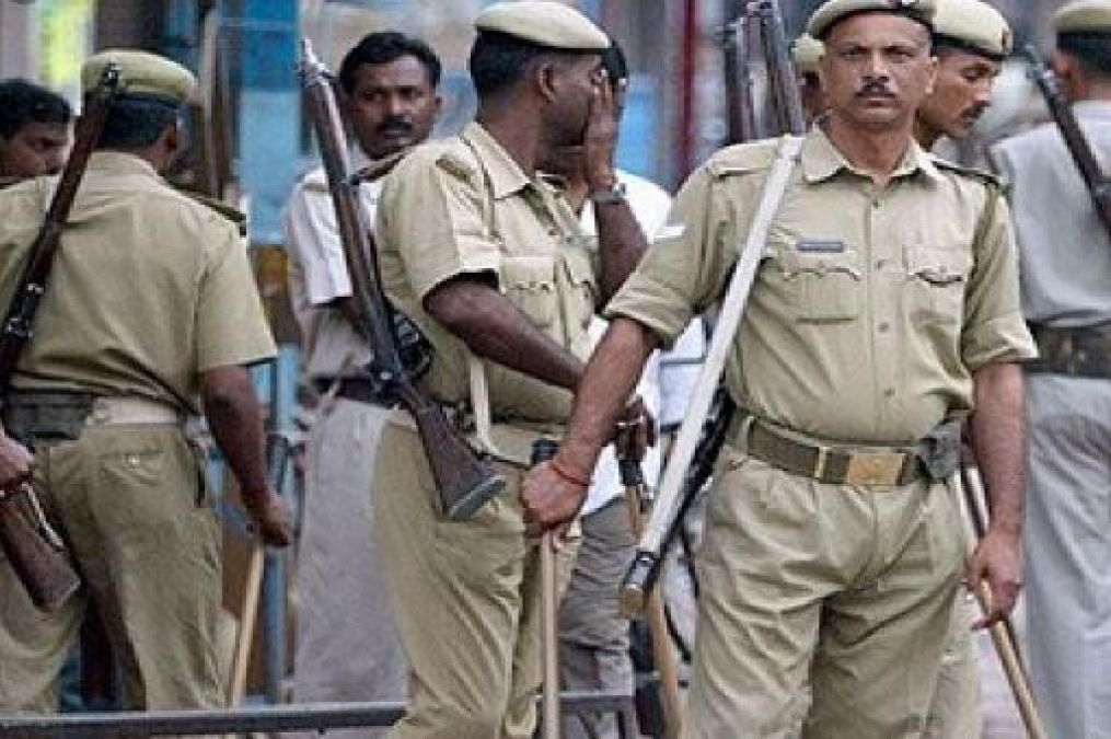 3 accused arrested in late night encounter, one absconding