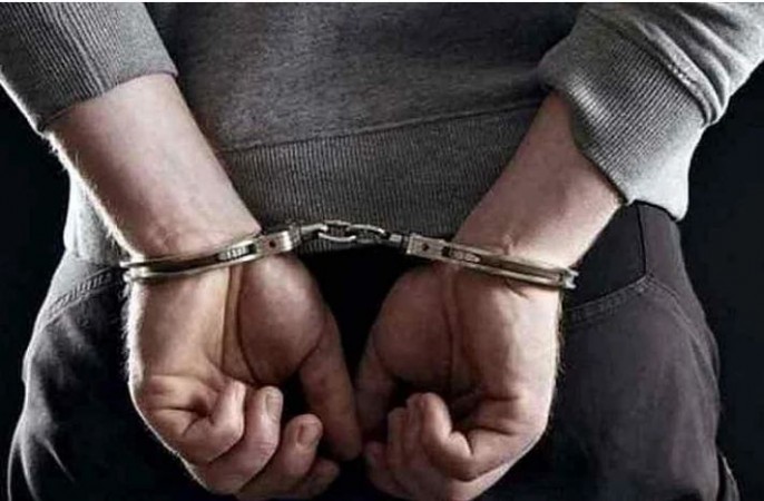 मुंबई पुलिस ने नकली नोट छापने के लिए एक व्यक्ति को गिरफ्तार किया