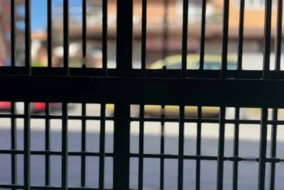 किशनगंज मंडलकारा में पुलिस ने अचानक मारा छापा, जेल कैदियों में मचा हड़कंप