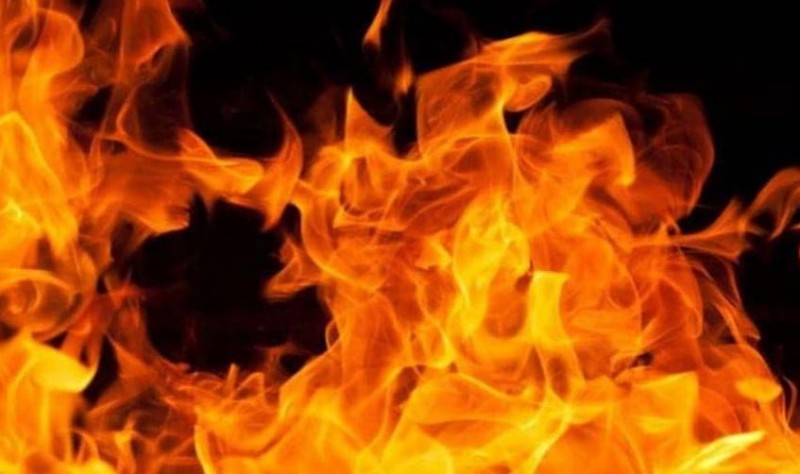 Man sets his own wife and daughters on fire, reason was just a small dispute