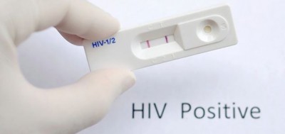 शर्मनाक: HIV पॉजिटिव होने की बात छिपाकर कर दी युवक की शादी और फिर...