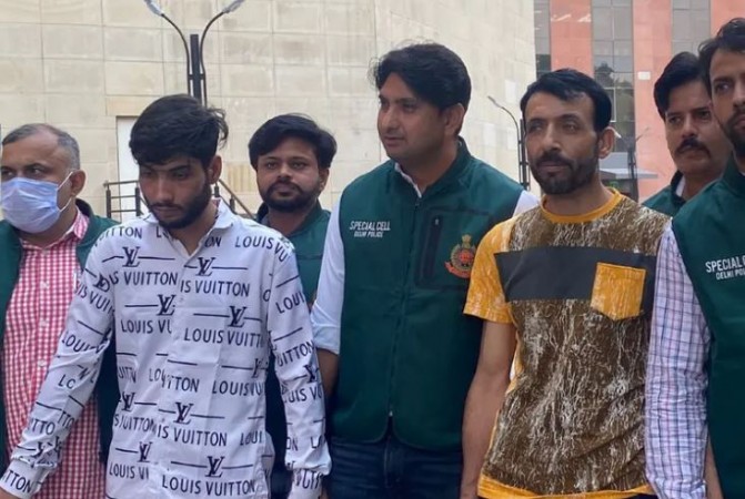 दिल्ली में 1200 करोड़ की ड्रग्स जब्त, दो अफगानी नागरिक गिरफ्तार