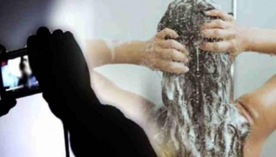युवक ने बनाया नहाते हुए महिला का वीडियो, फिर जो किया वो कर देगा हैरान