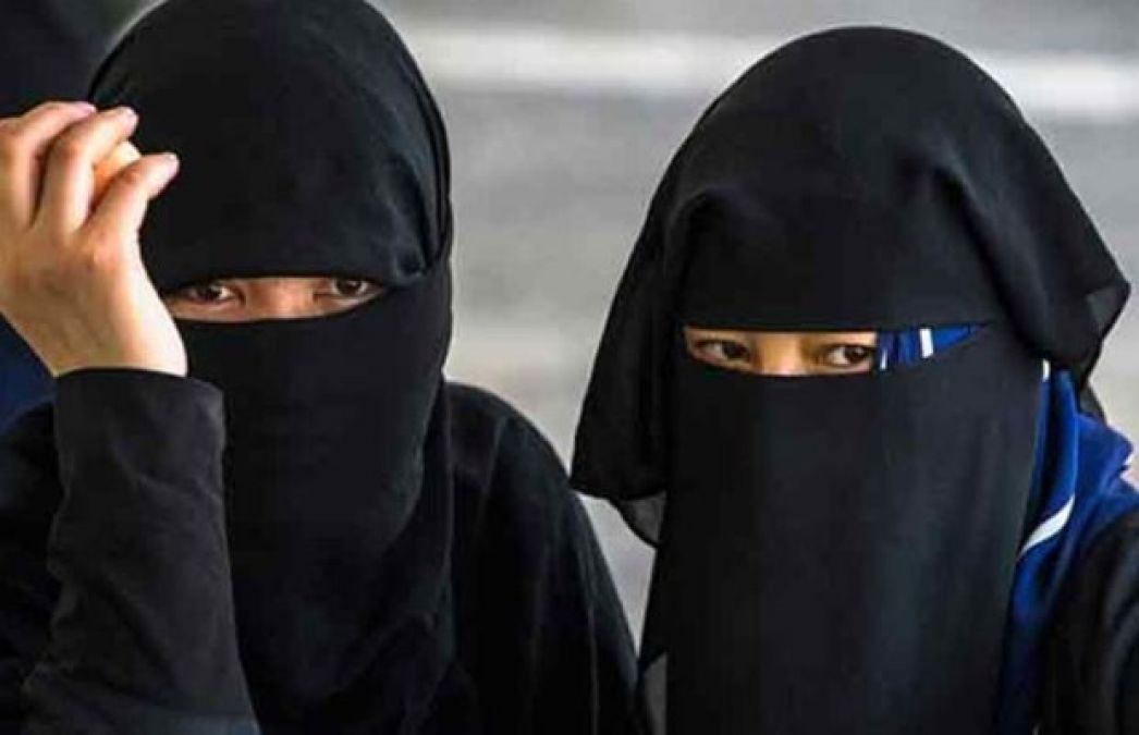 Wife asks money for expenses, the angry husband gave her triple Talaq