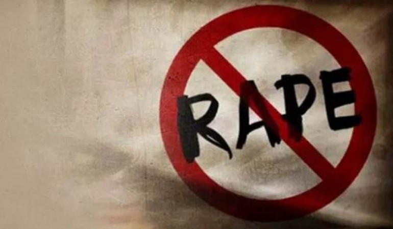 दिल्ली का आश्रम भी हुआ बदनाम, 'गुरूजी' के नाम पर महिला के साथ बलात्कार