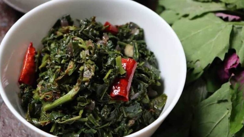 Bathua greens are effective in weight loss and boosting immunity, definitely eat them in winters