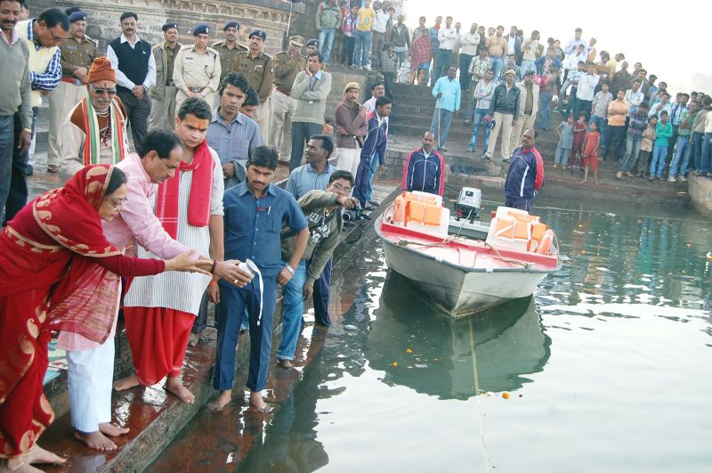 इतिहास गढ़ती नर्मदा सेवा यात्रा 