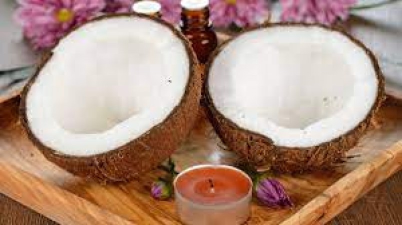 Which coconut is auspicious to offer to which deity? Know here