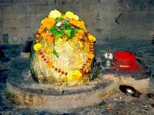 Once in 12 years, this Shivling  fragmented, let's know about this mystery