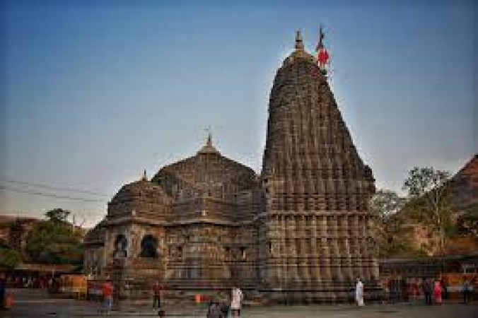All About 	Trimbakeshwar Temple