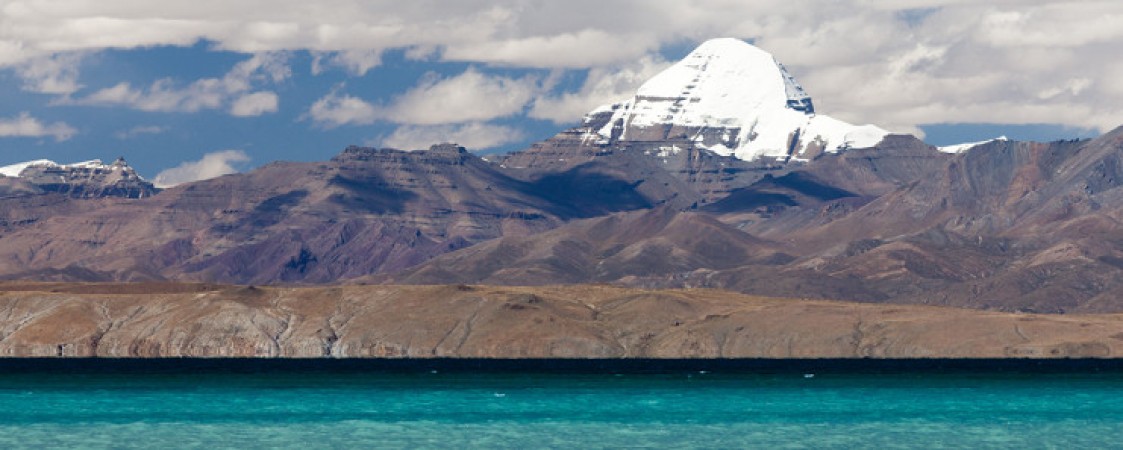 Kailash Mansarovar: A Sacred Pilgrimage of Spiritual Awakening