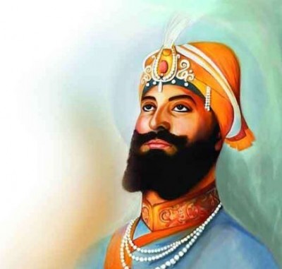 Guru Hargobind Singh Ji: Quality of Swords