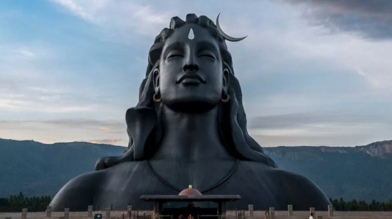 Some special things about the 150-foot-long and 25-foot-wide statue of Adiyogi