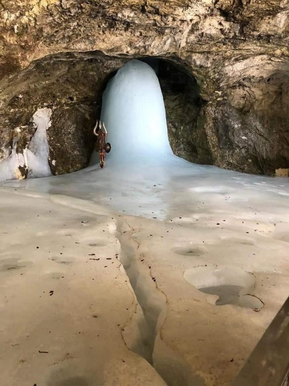 The Amarnath Yatra: A Sacred Pilgrimage to the Holy Cave of Lord Shiva