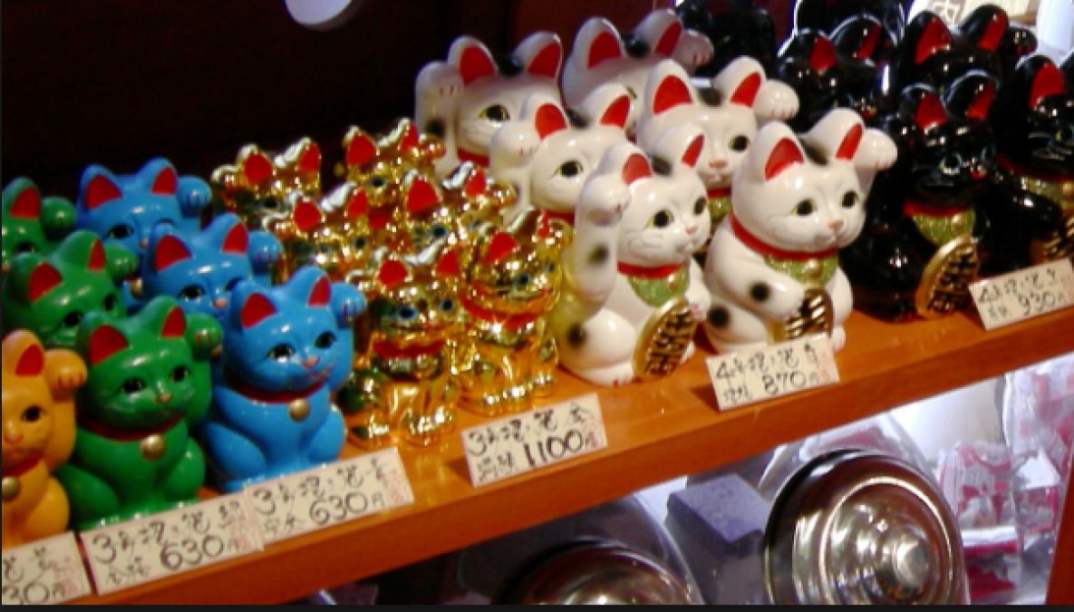 Why Japanese Cat idol is considered auspicious to keep at home? Know the reason here