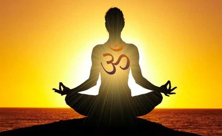OM MANTRA- Know Its Meaning and Benefits