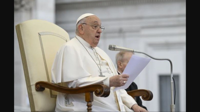 Pope Francis Urges a Fresh Look at Church History, Free from Ideologies