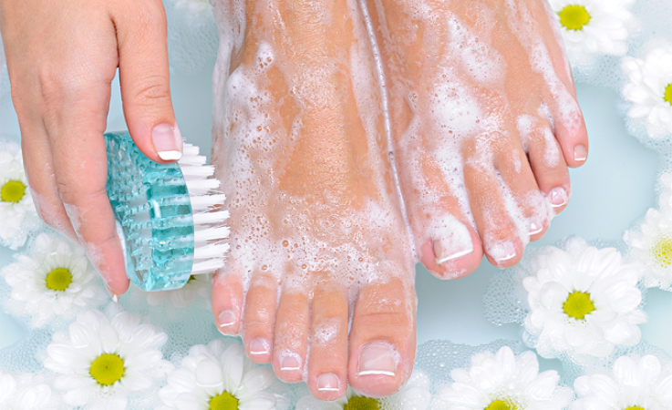 According to astrology, habit of washing feet turns bad times into good times