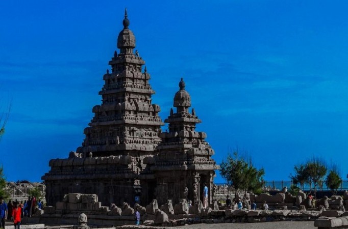 Exploring the Oldest 10 Temples in the World You Can Still Visit