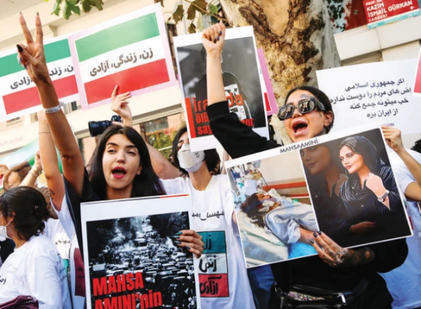 As protests spread internationally Tehran regime faces international isolation
