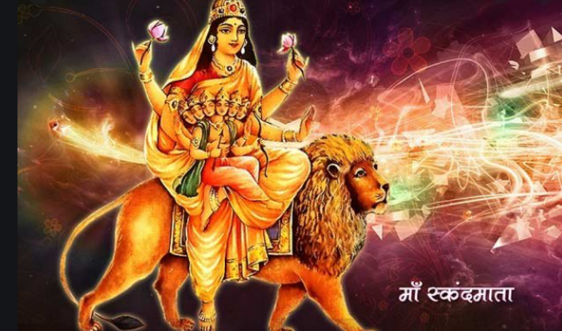 आज है नवरात्र का पांचवा दिन, जरूर पढ़े माँ स्कंदमाता की यह पावन कथा
