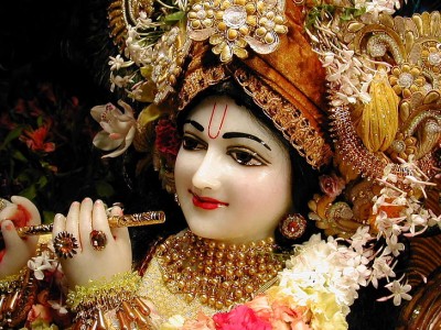 Did Sri Krishna really have 16108 wives, know the truth?