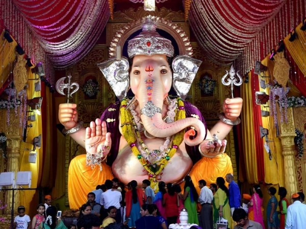 Ganesh Chaturthi: Know the auspicious time to establish Bappa at your home