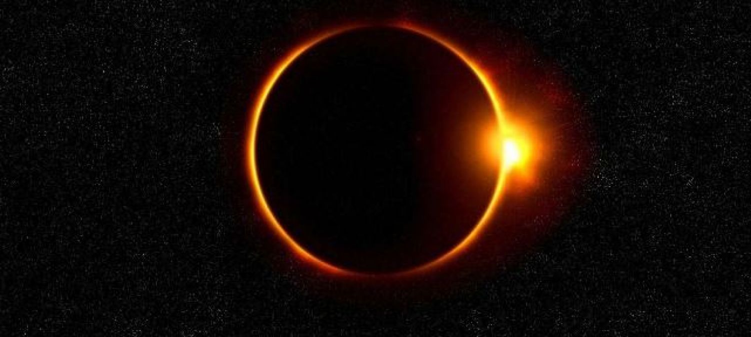It will take a total solar eclipse at this time, take this one step as soon as it is over