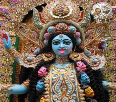 Tripura Bhairavi is the form of Mother Kali, know the benefits of worshiping