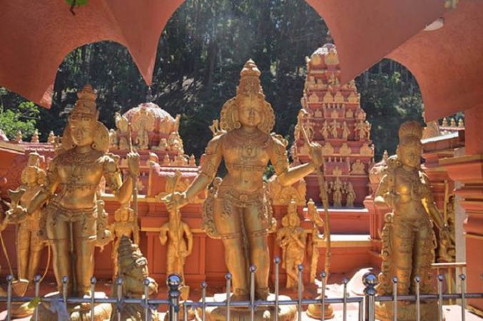 माता सीता का यह मंदिर जहाँ वानर आज भी देते है पहरा
