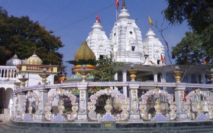 इंदौर के इस मंदिर में होती है भक्तों की सारी मुरादें पुरी