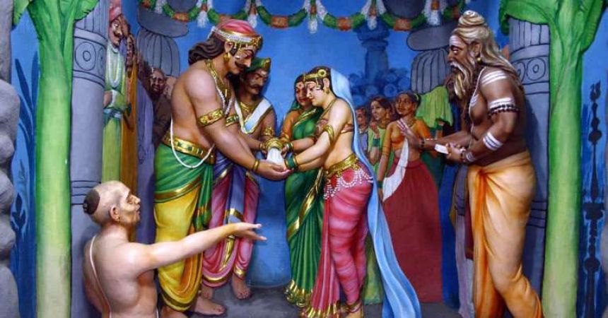 रावण की मौत के बाद मंदोदरी ने की थी इनसे शादी