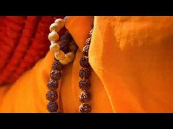 The ocher cloth is considered a symbol of sanyas resolve, know what is the importance