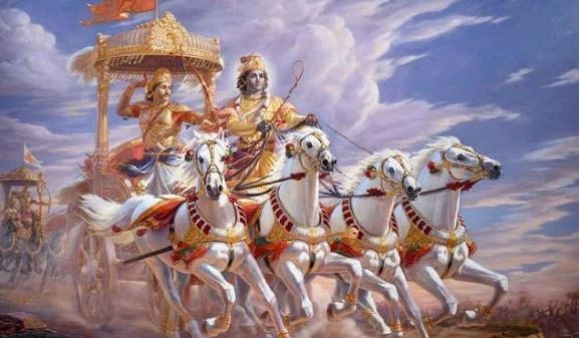 श्रीमद् भगवद्गीता में लिखा है 'ज्ञान' से बड़ा 'कर्म' है