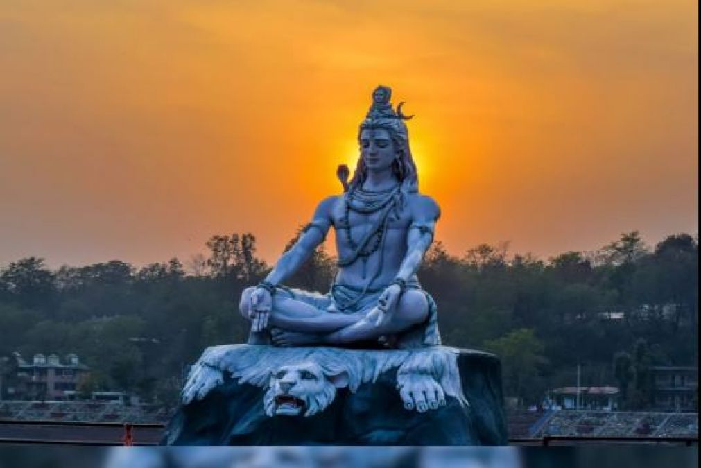 महाशिवरात्रि: आखिर क्यों श्मशान घाट पर रहते हैं भगवान शिव, जानिए पौराणिक कथा