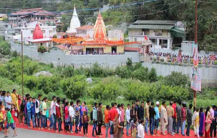 इस मंदिर में फेसबुक और एप्पल के फाउंडर भी हुए है नतमस्तक