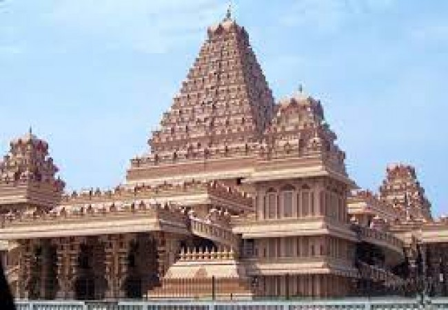 छतरपुर के इस मंदिर की है कई सारी अनसुनी बातें