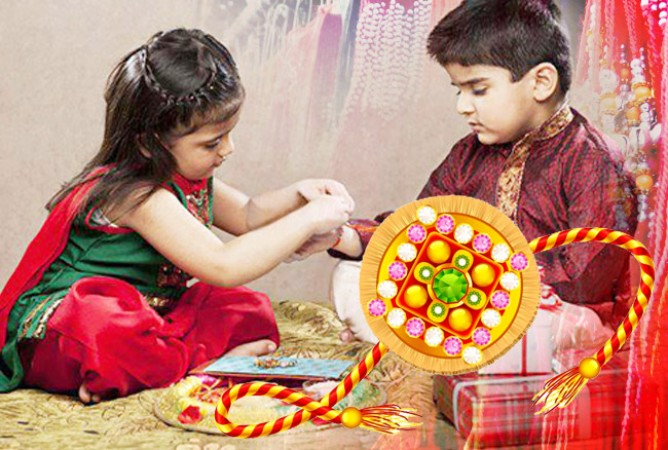 Never give these gifts to sister on Rakshabandhan if you want to save yourself from her anger