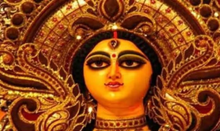 नवरात्रि के दौरान घर लेकर आए ये 5 चीजें, बरसेगी माता रानी की कृपा