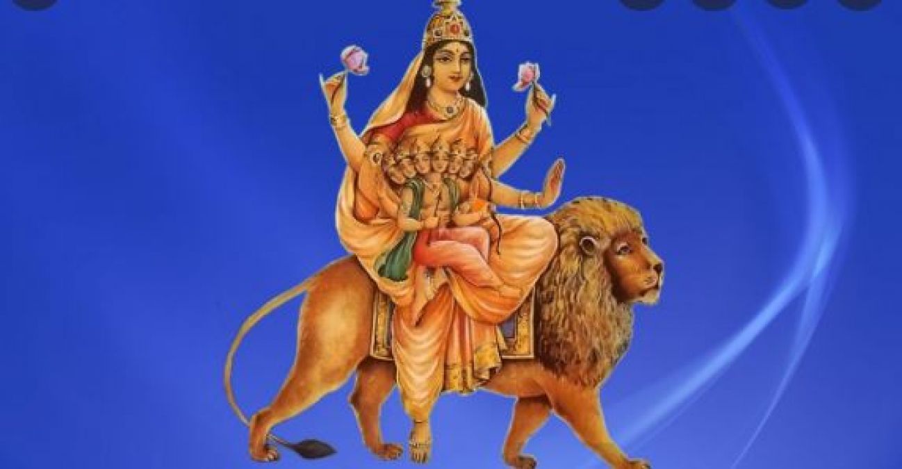 नवरात्र के पांचवे दिन इस तरह करें माँ स्कंदमाता का पूजन, जानिए मंत्र-भोग-स्वरूप