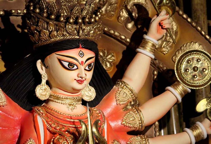 नवरात्रि पर अपनाएं ये पांच उपाय, भरेगा धन और वैभव का भंडार