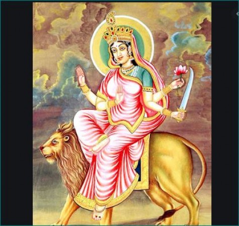 22 अक्टूबर को है नवरात्रि का छठवां दिन, जानिए मां कात्यायनी की पौराणिक कथा