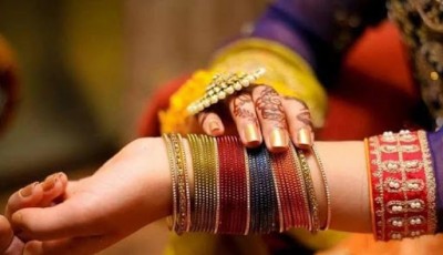 Wear these special bangles on Karva Chauth